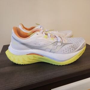 Womens Saucony Endorphin Speed 4 Size 7